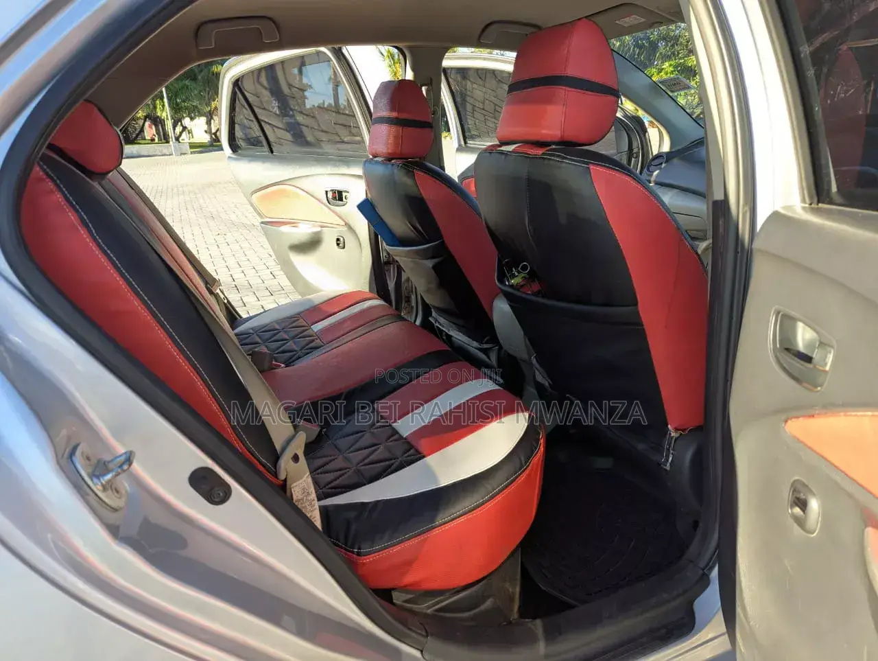 Toyota Belta 2004 Silver