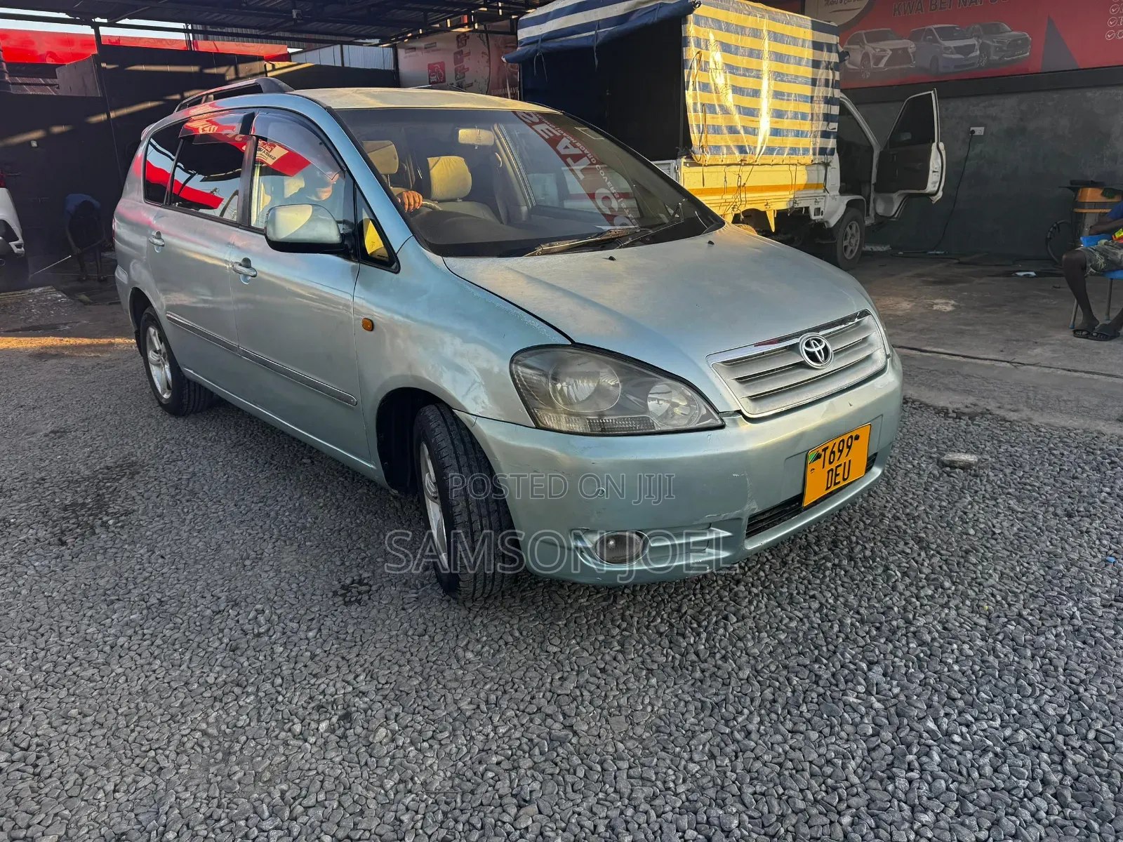 Toyota Ipsum 2005 Silver