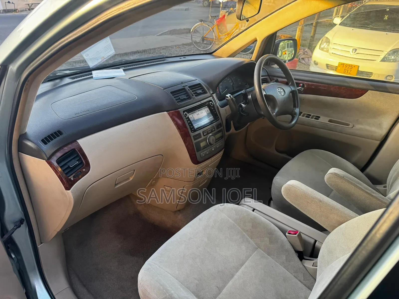 Toyota Ipsum 2005 Silver