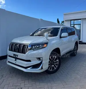 Toyota Land Cruiser Prado 2.7 2021 White