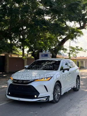 Toyota Harrier Z 2021 White