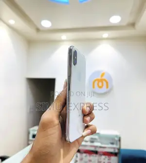 Apple iPhone X 64 GB Silver