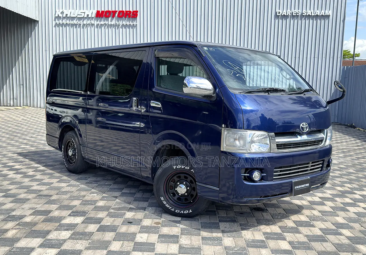 Toyota HiAce 2006 Blue