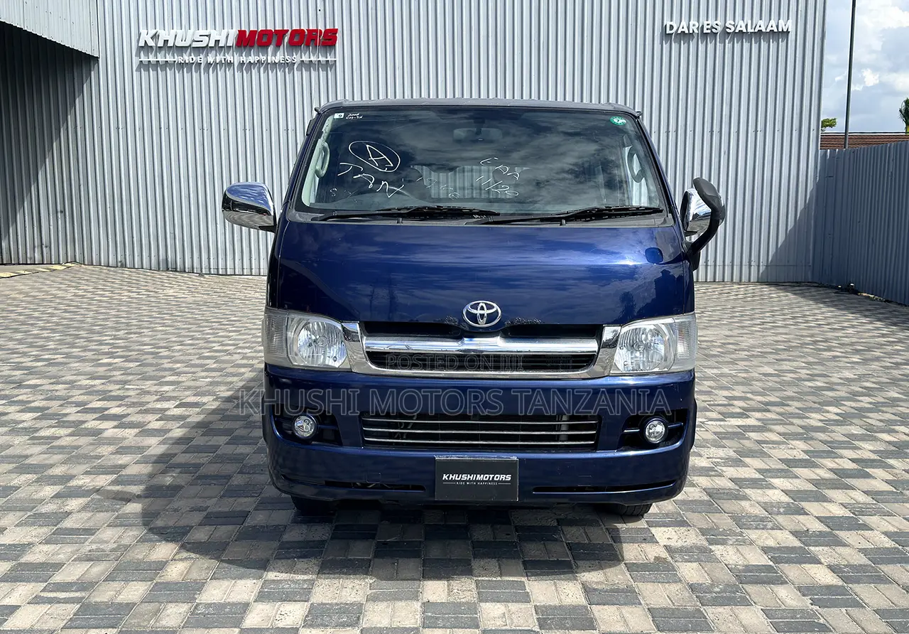 Toyota HiAce 2006 Blue