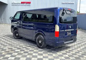 Toyota HiAce 2006 Blue