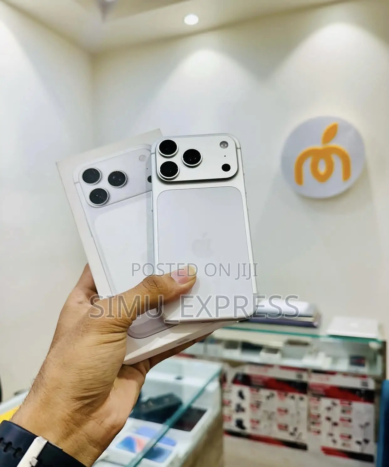 New Apple iPhone 17 Pro Max 256 GB Silver