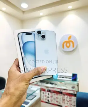 New Apple iPhone 15 128 GB White