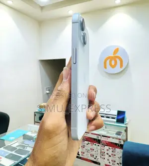 New Apple iPhone 15 128 GB White