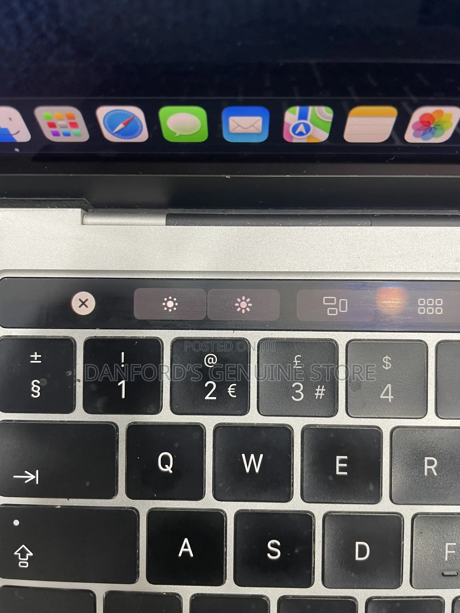 Laptop Apple MacBook Pro 2017 16GB Intel Core i7 SSD 256GB