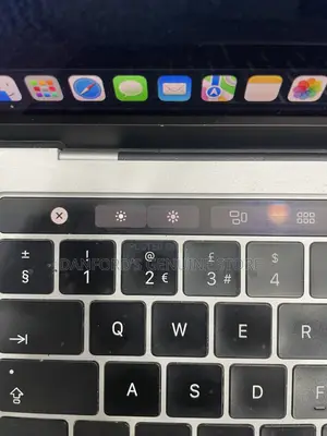 Laptop Apple MacBook Pro 2017 16GB Intel Core i7 SSD 256GB
