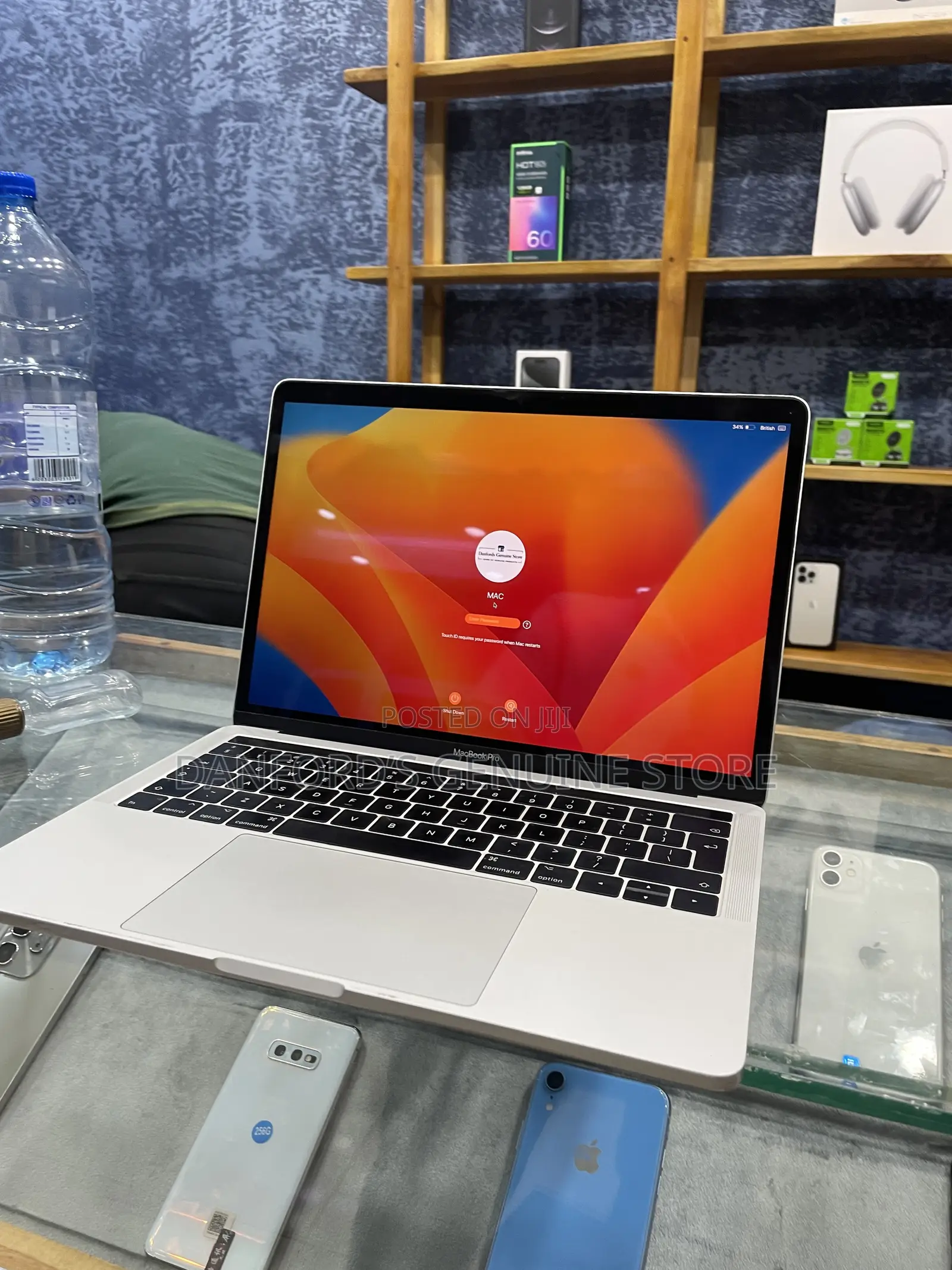 Laptop Apple MacBook Pro 2017 16GB Intel Core i7 SSD 256GB