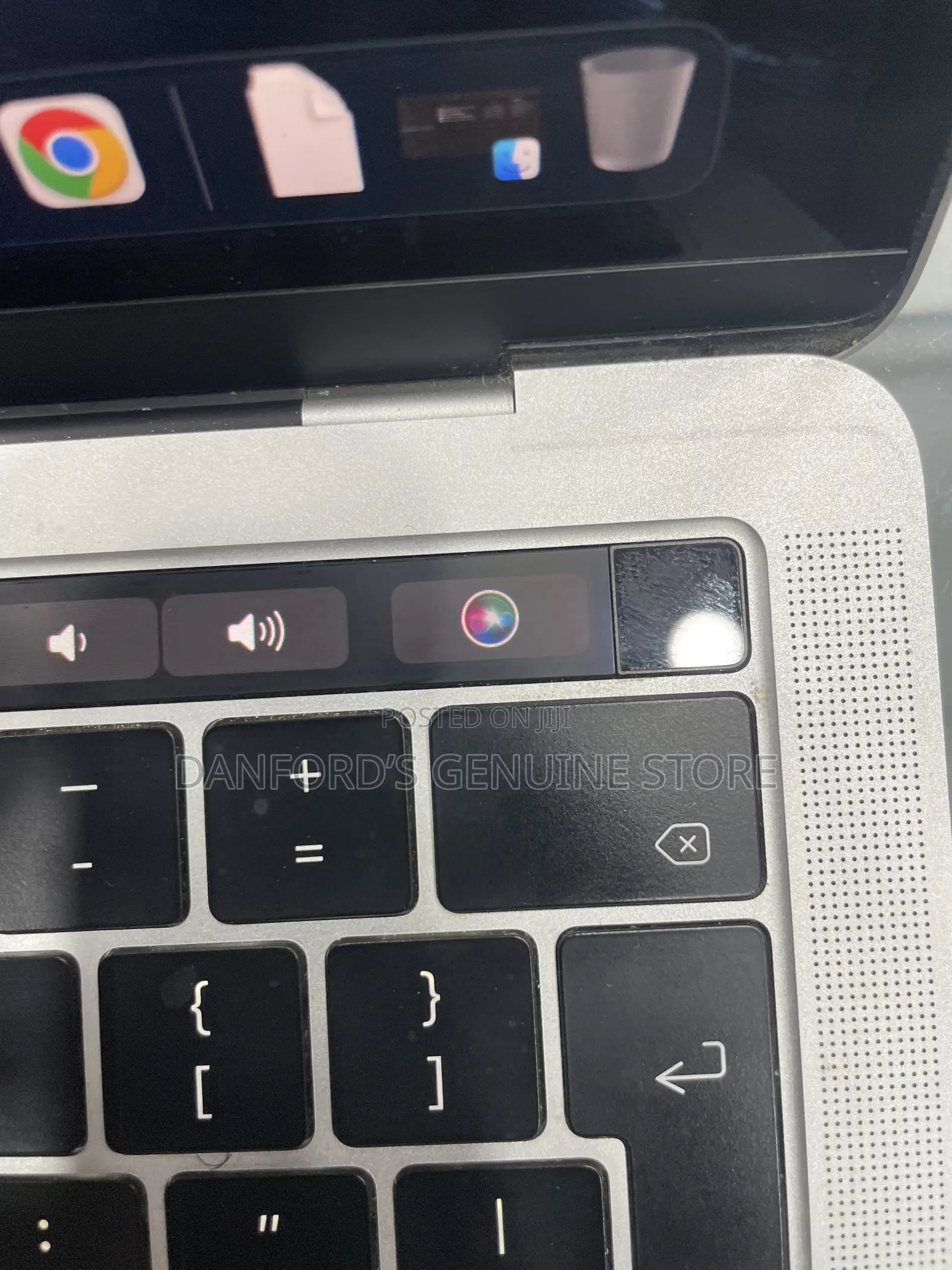 Laptop Apple MacBook Pro 2017 16GB Intel Core i7 SSD 256GB