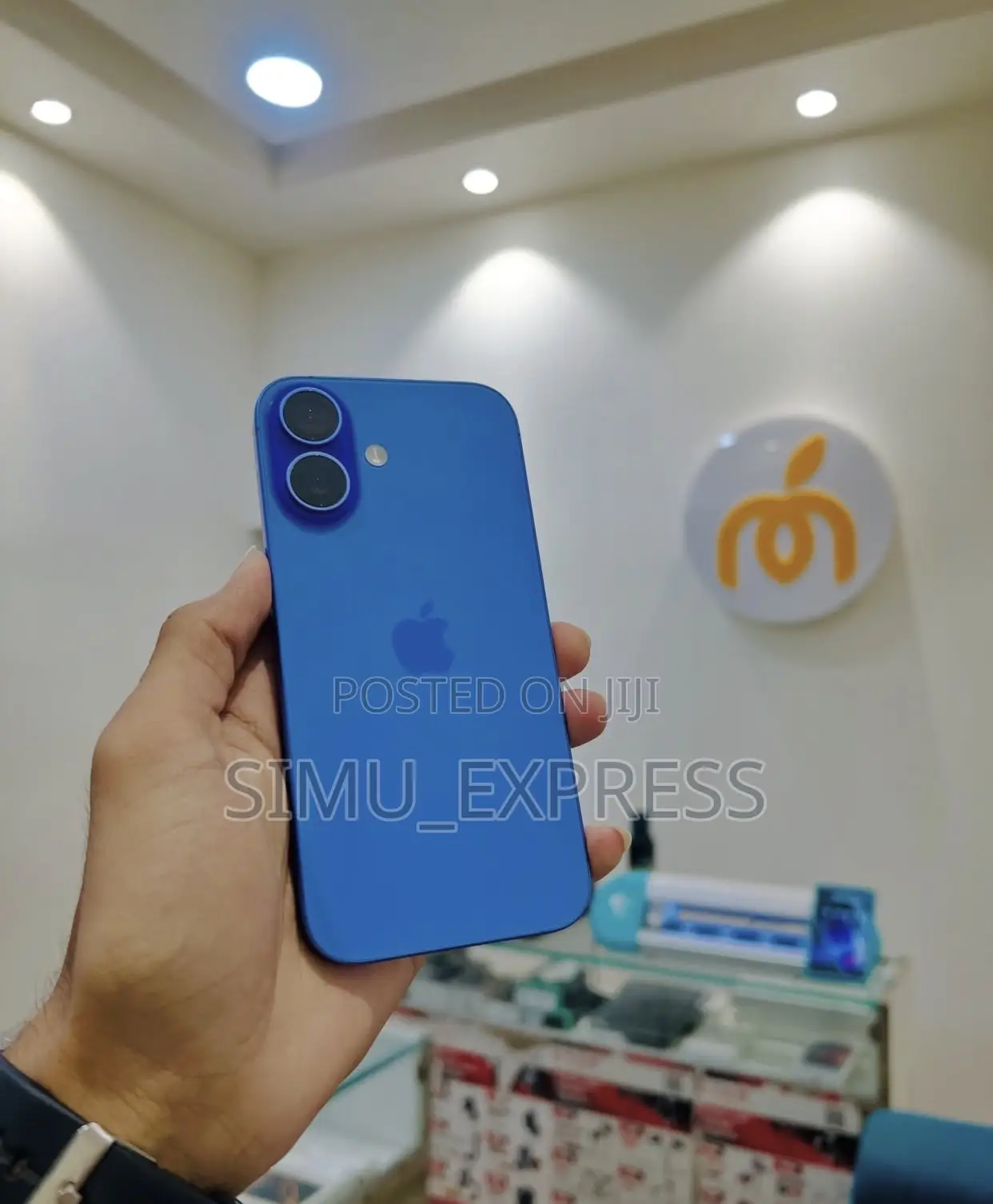 New Apple iPhone 16 128 GB Blue
