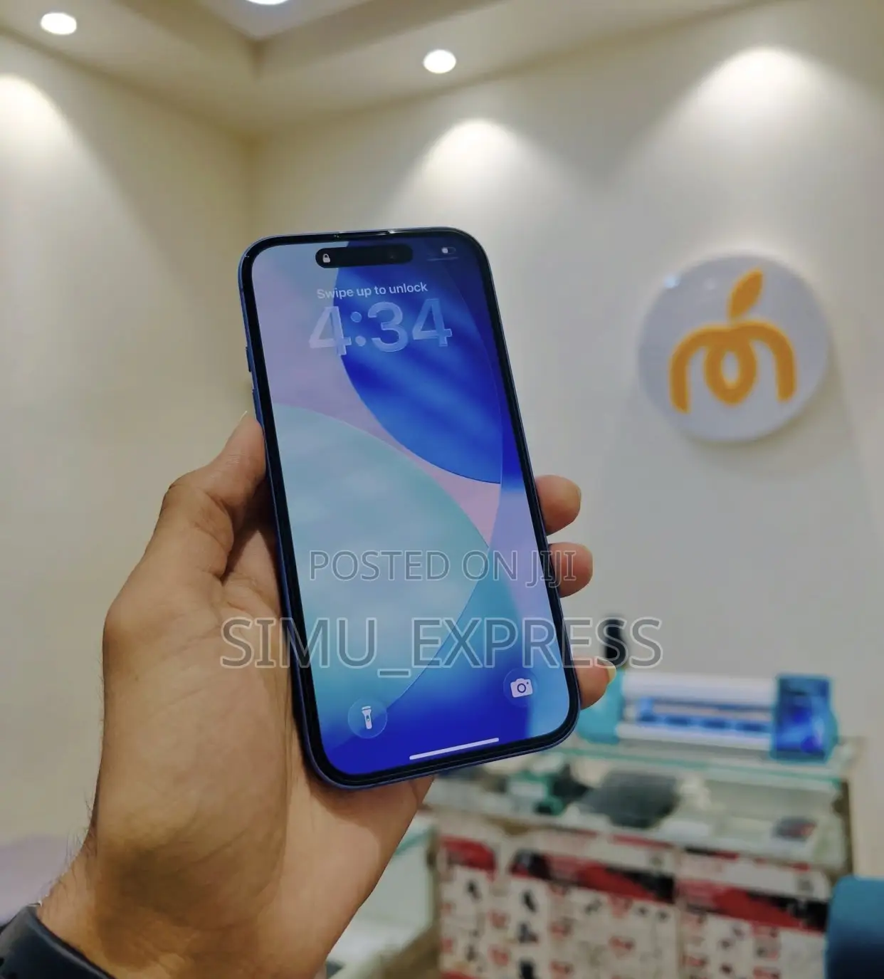 New Apple iPhone 16 128 GB Blue
