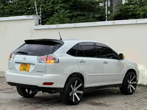 Toyota Harrier 2010 White