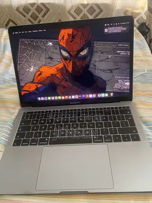 Laptop Apple MacBook Pro 2017 8GB Intel Core i5 eMMC 256GB