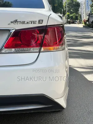 Toyota Crown 2015 White
