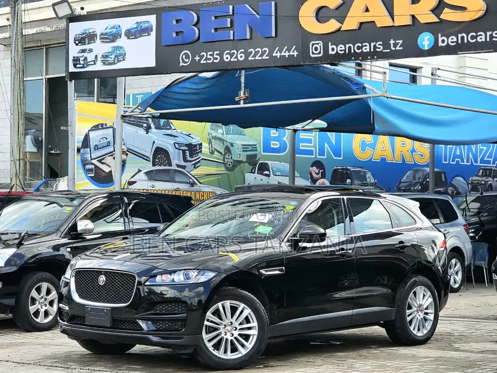 Jaguar F-Pace 20d Premium 2017 Black