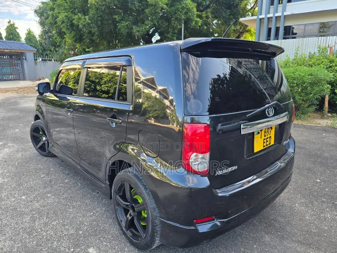 Toyota Corolla Rumion 2008 Black