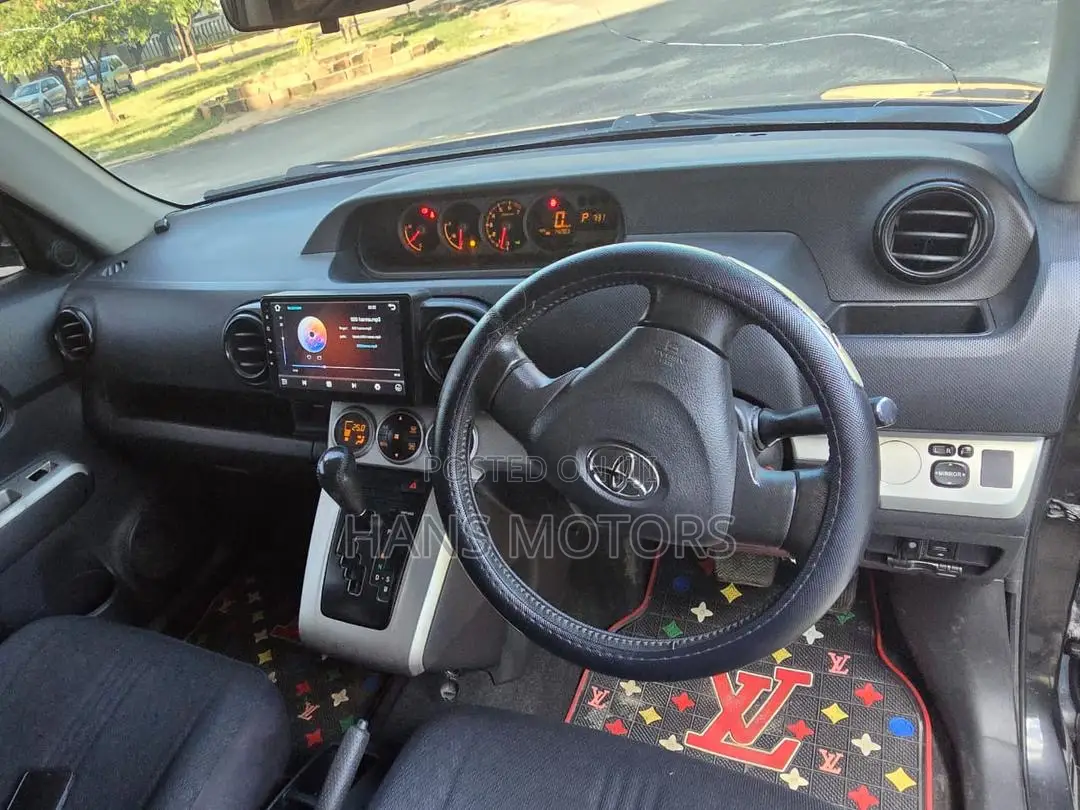 Toyota Corolla Rumion 2008 Black