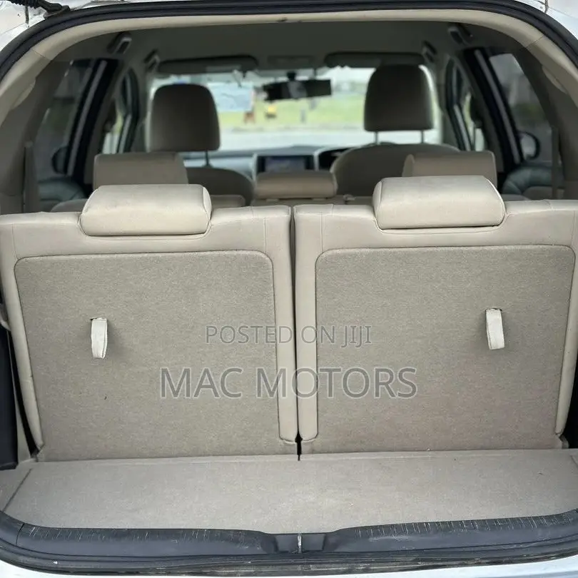 Toyota Wish 2009 Silver