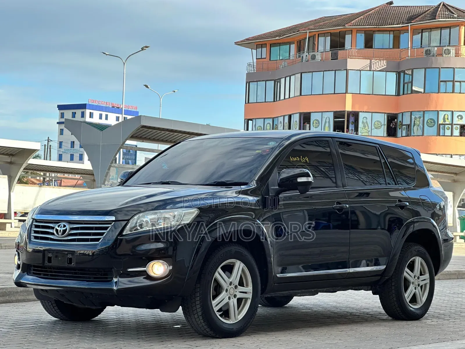 Toyota Vanguard 2011 Black