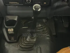 Toyota Land Cruiser 2018 White