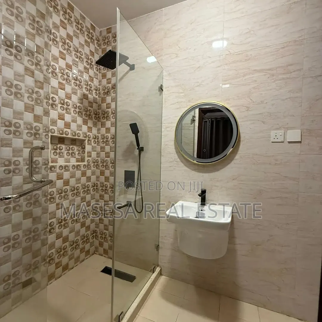 Furnished 4bdrm Villa in Ada Estate for rent