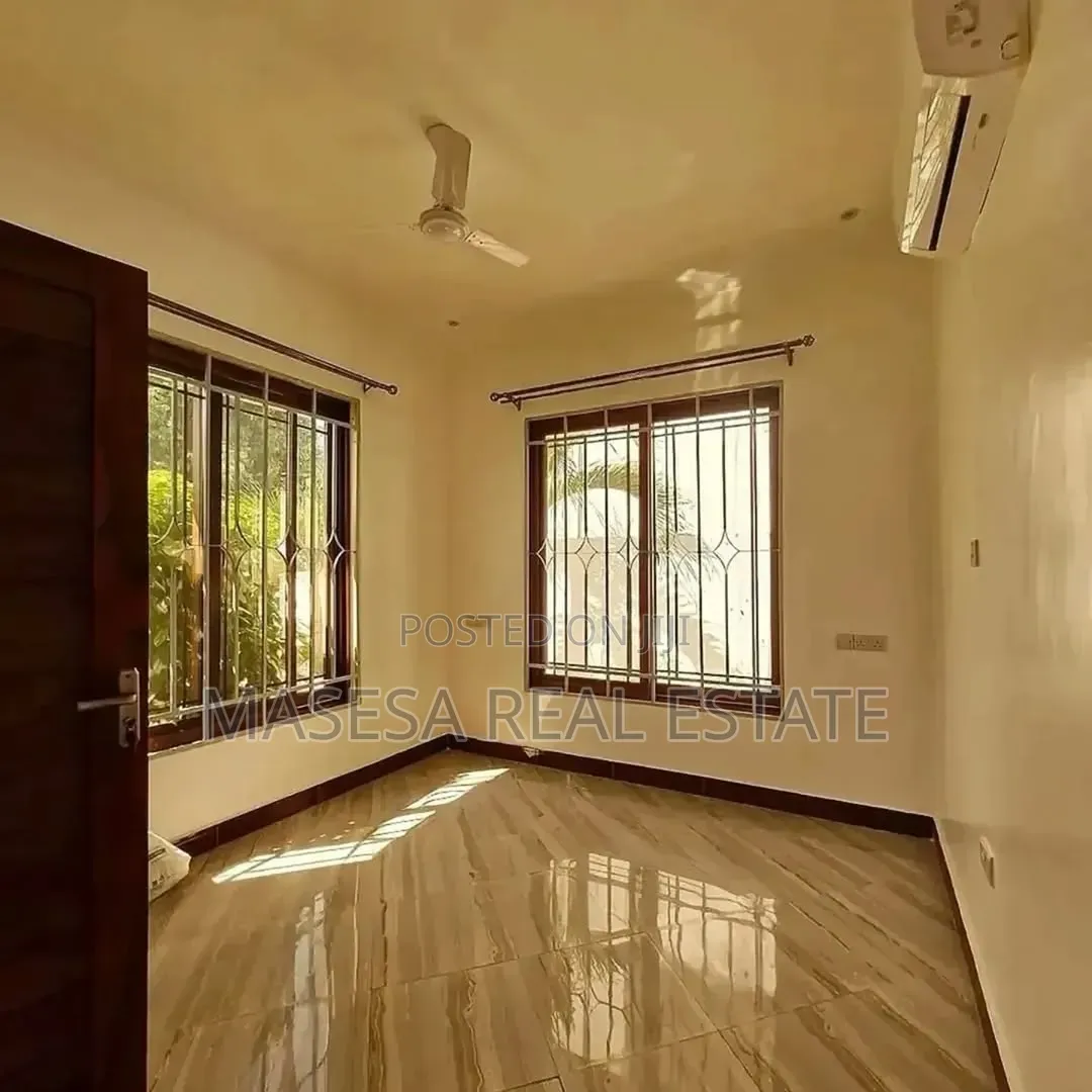 3bdrm Villa in Msasani for rent