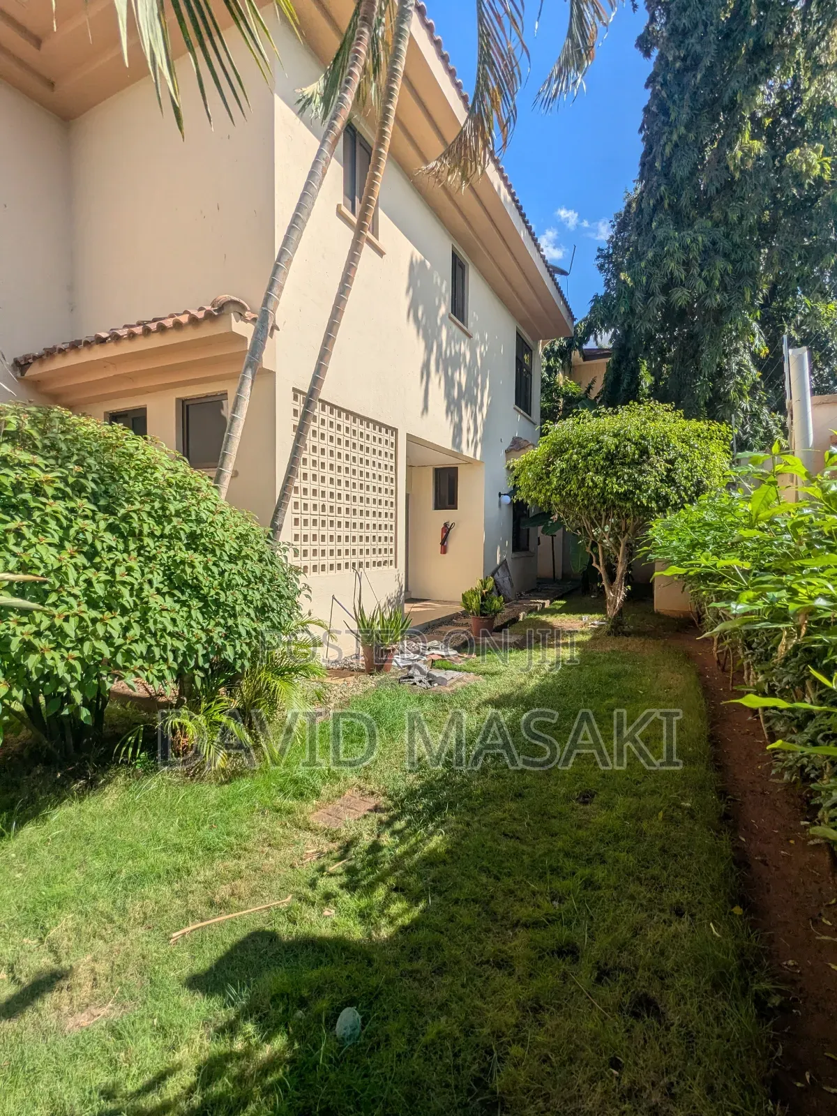 Furnished 4bdrm Villa in Villas, Oyster Bay for rent