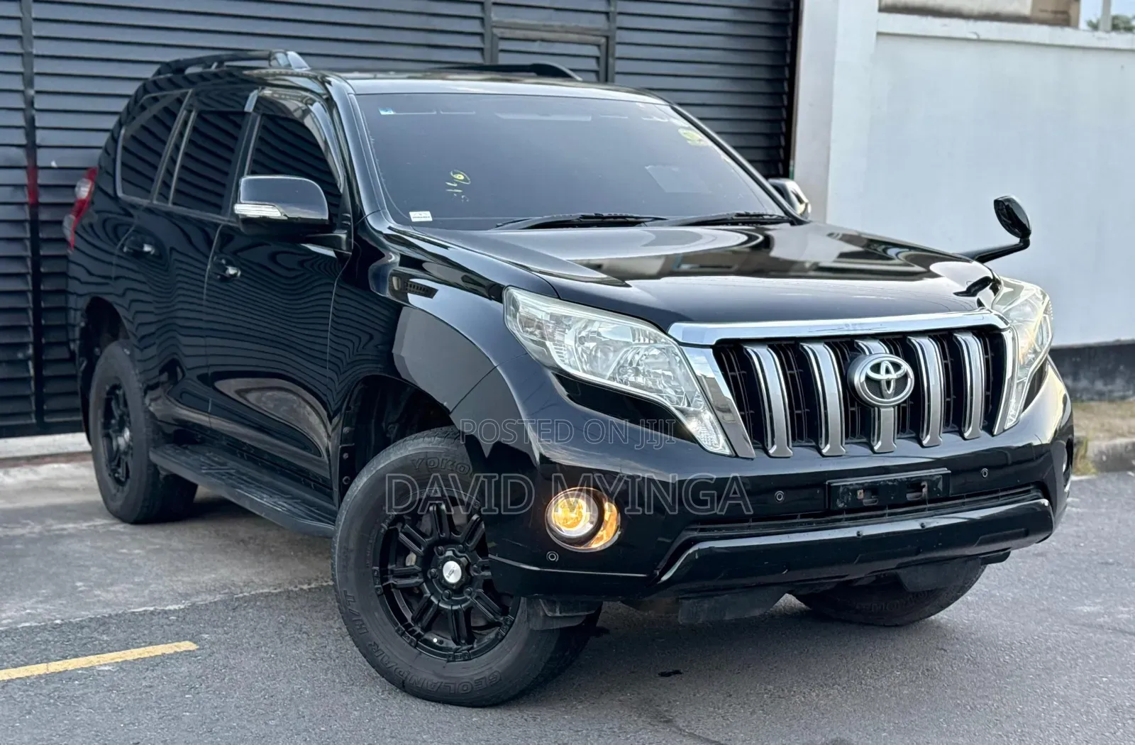 Toyota Land Cruiser Prado 2017 Black