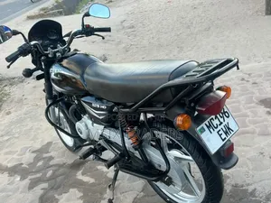 Bajaj Boxer 125 2023 Black