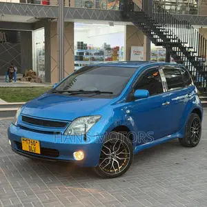 Toyota IST 2004 Blue