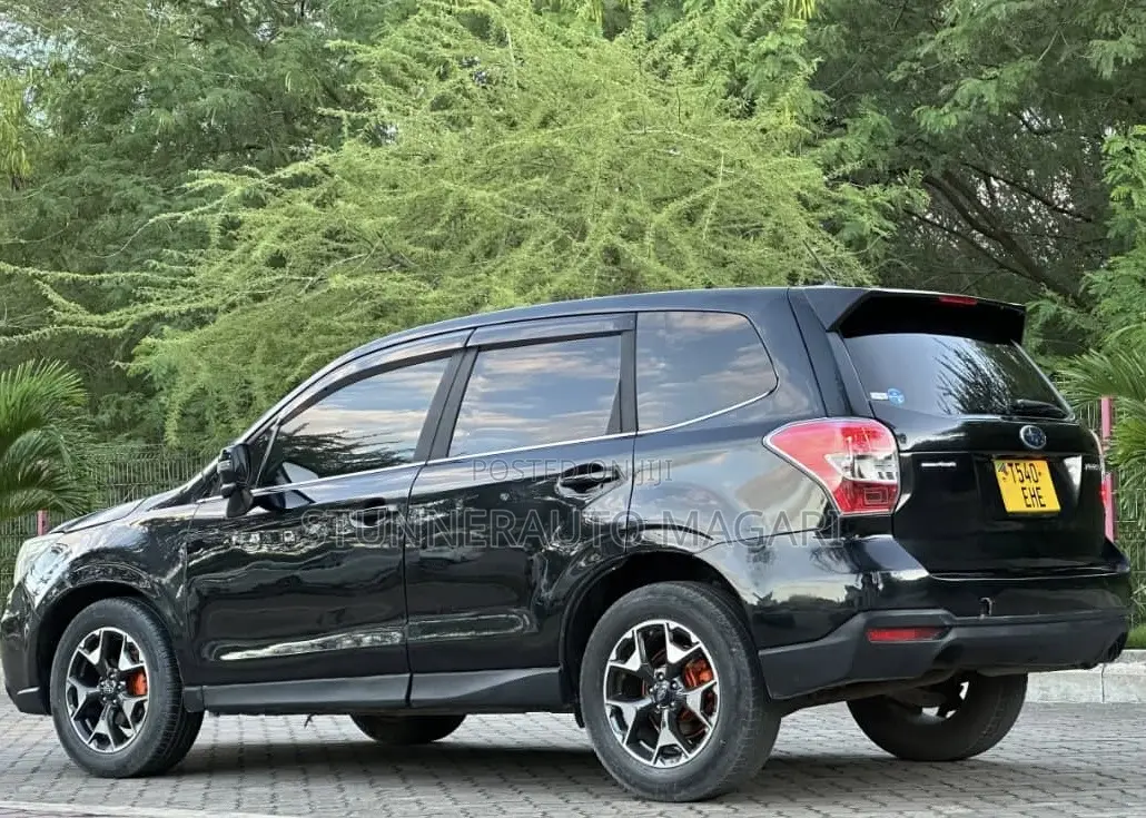 Subaru Forester 2014 Black
