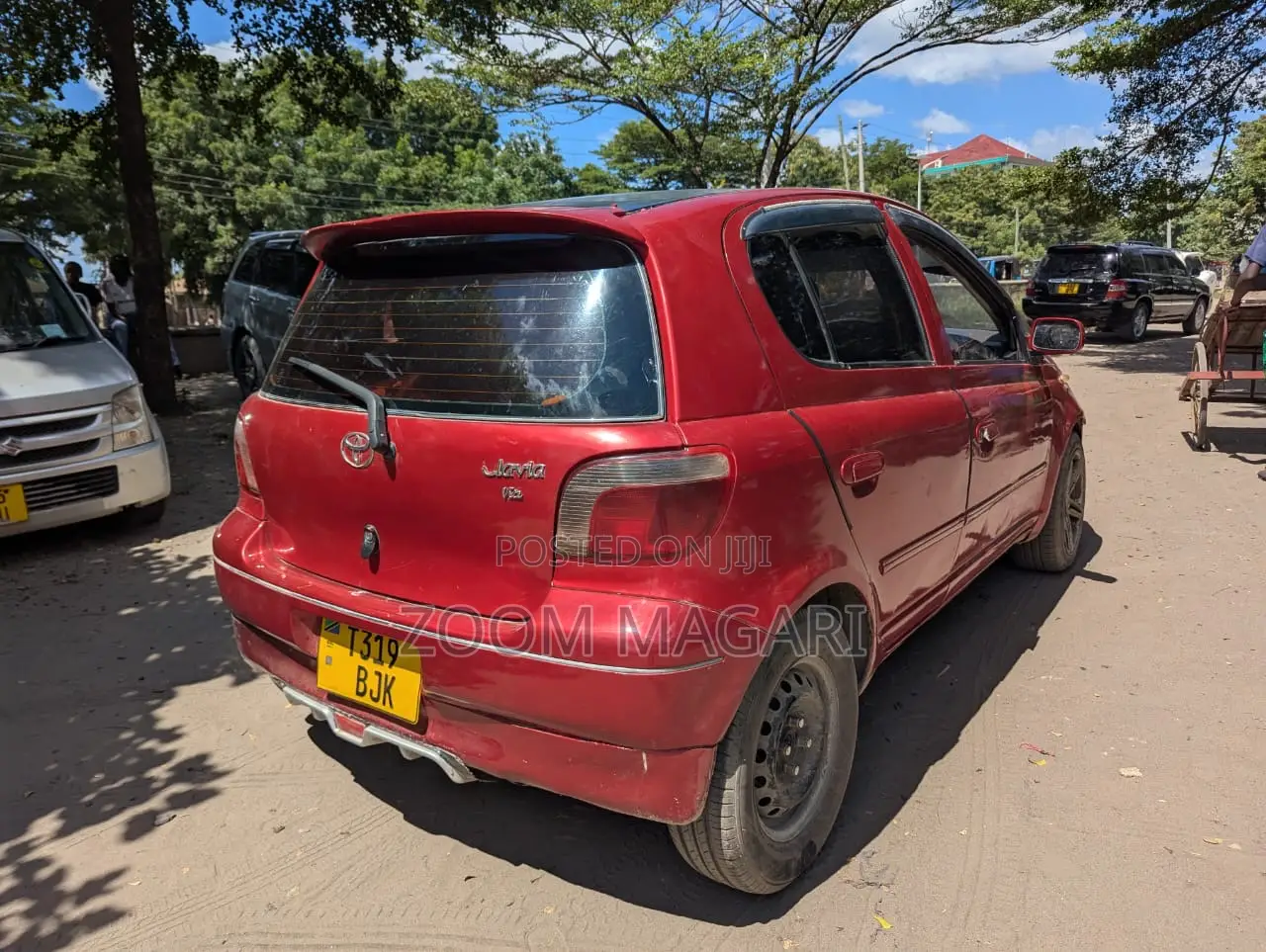 Toyota Vitz 2004 Red