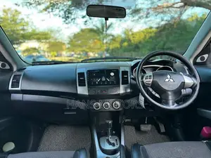Mitsubishi Outlander 2010 Black