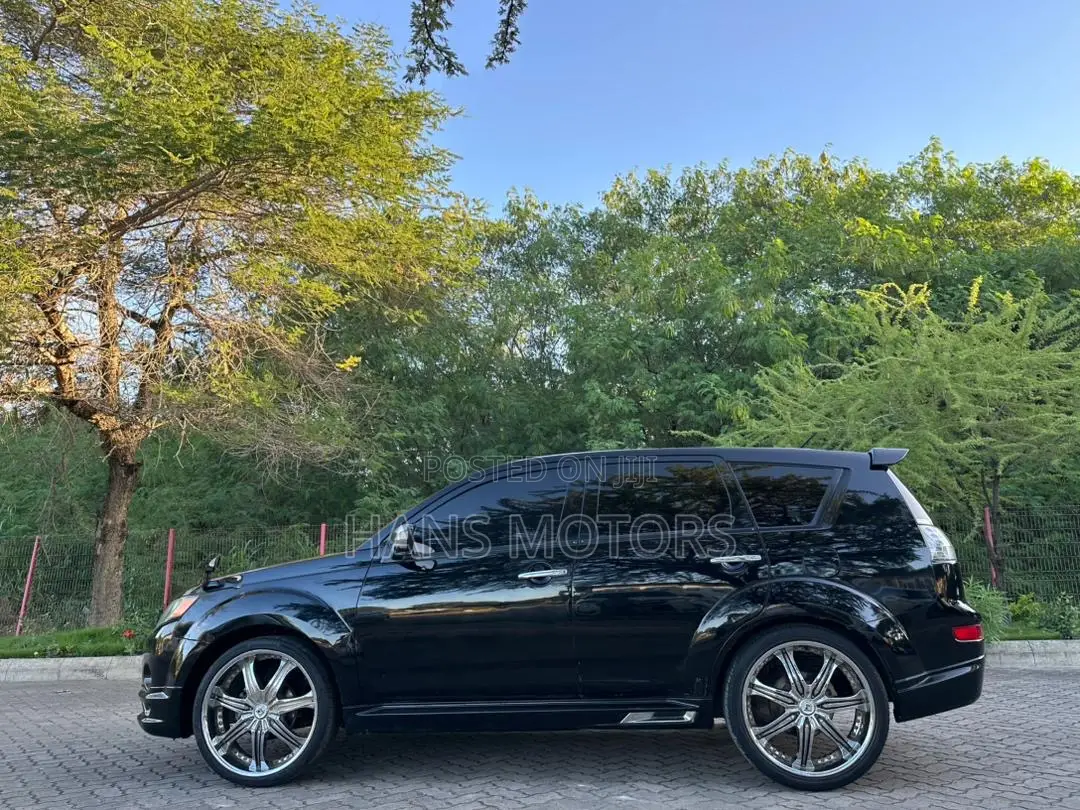 Mitsubishi Outlander 2010 Black