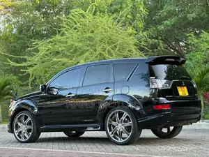 Mitsubishi Outlander 2010 Black