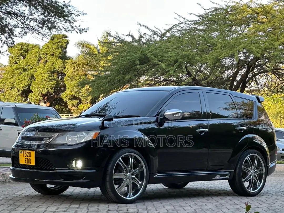 Mitsubishi Outlander 2010 Black