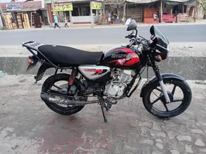 Bajaj Boxer X125 2020 Red