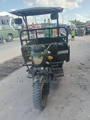 Motorcycle 2021 Green