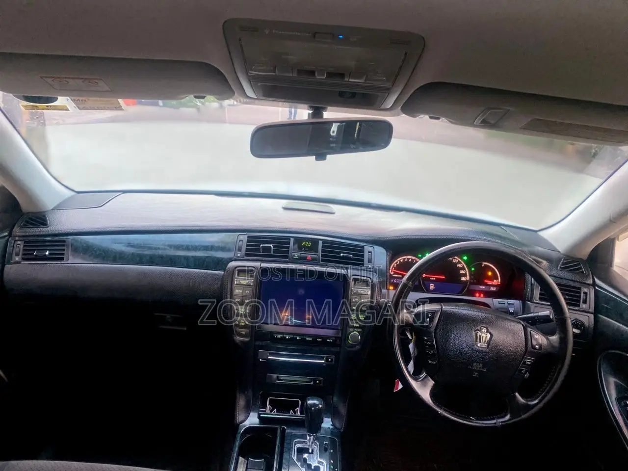 Toyota Crown Royale 2005 Pearl