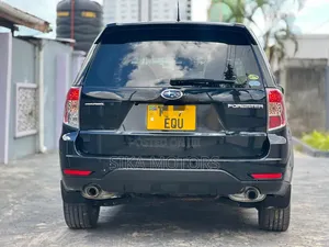 Subaru Forester 2011 Black