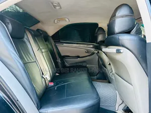 Toyota Crown Royale 2005 Black