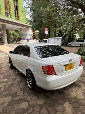 Toyota Axio 2009 White