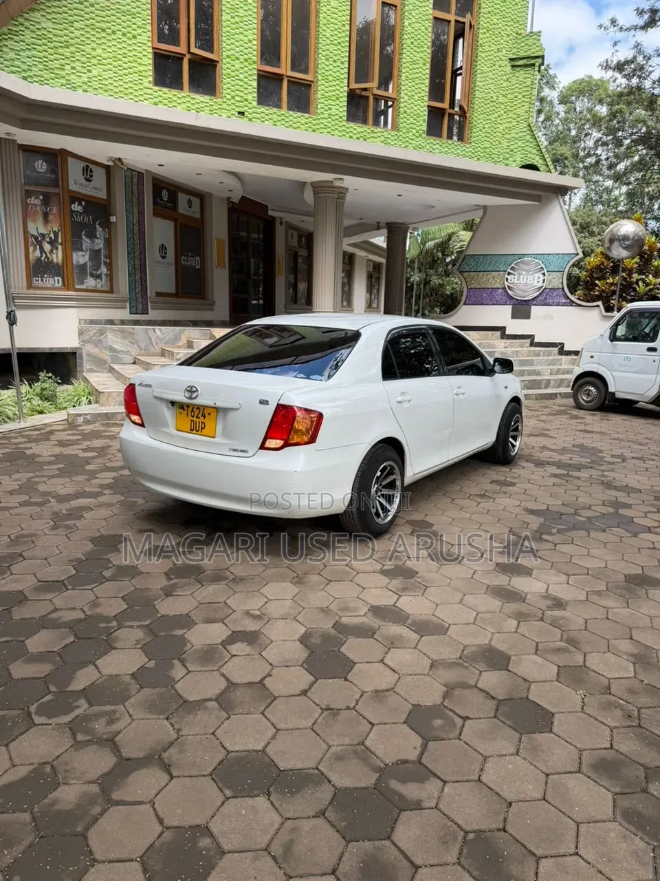 Toyota Axio 2009 White