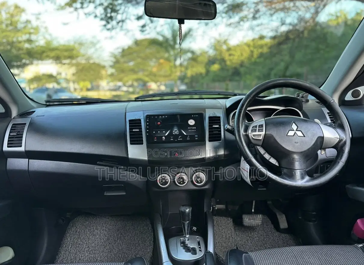 Mitsubishi Outlander 2008 Black