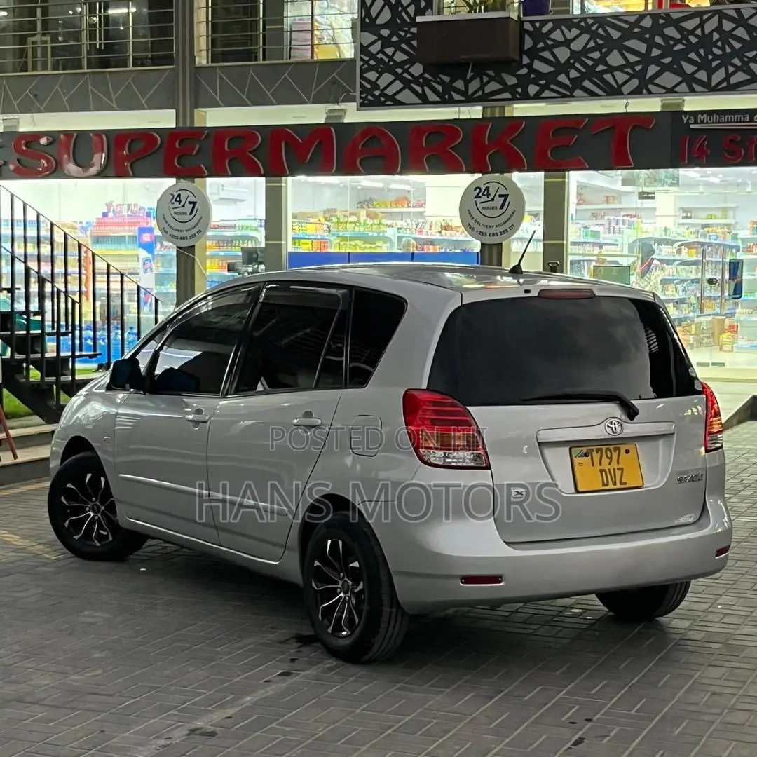 Toyota Corolla Spacio 2004 Silver