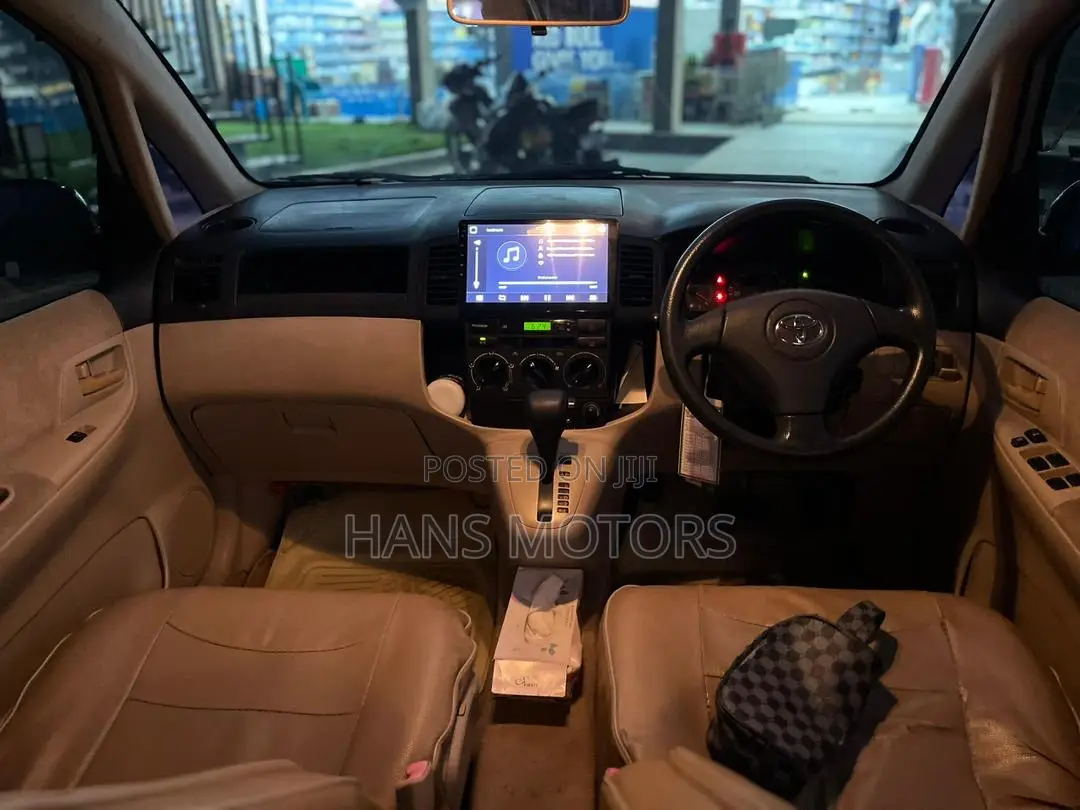 Toyota Corolla Spacio 2004 Silver