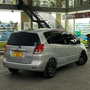 Toyota Corolla Spacio 2004 Silver